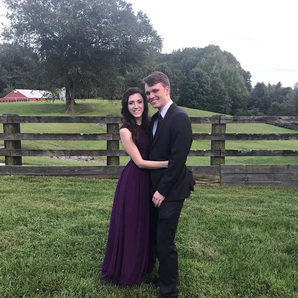 Meet your Posher, Crystal - Picture 1 of 1